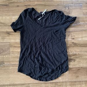 Babaton T-shirt